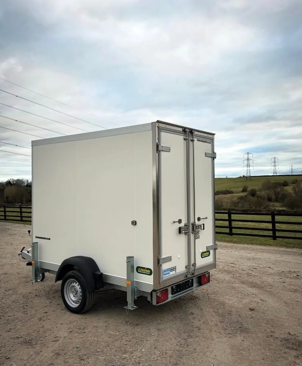2.5m Freezer Trailer - image 2
