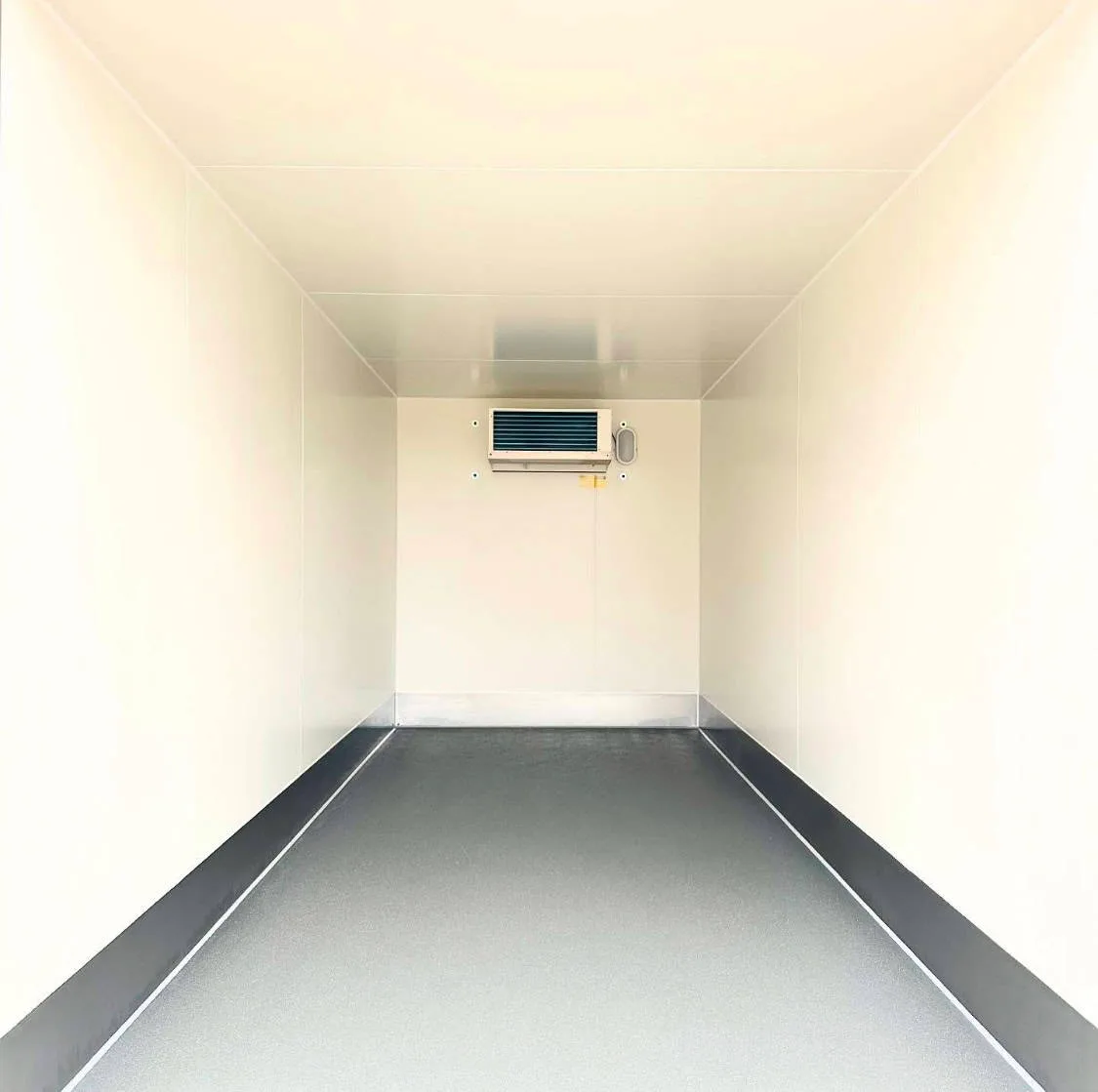 4.2m Freezer Trailer - image 4