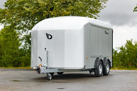 Roadster 800 / C800 in pure white