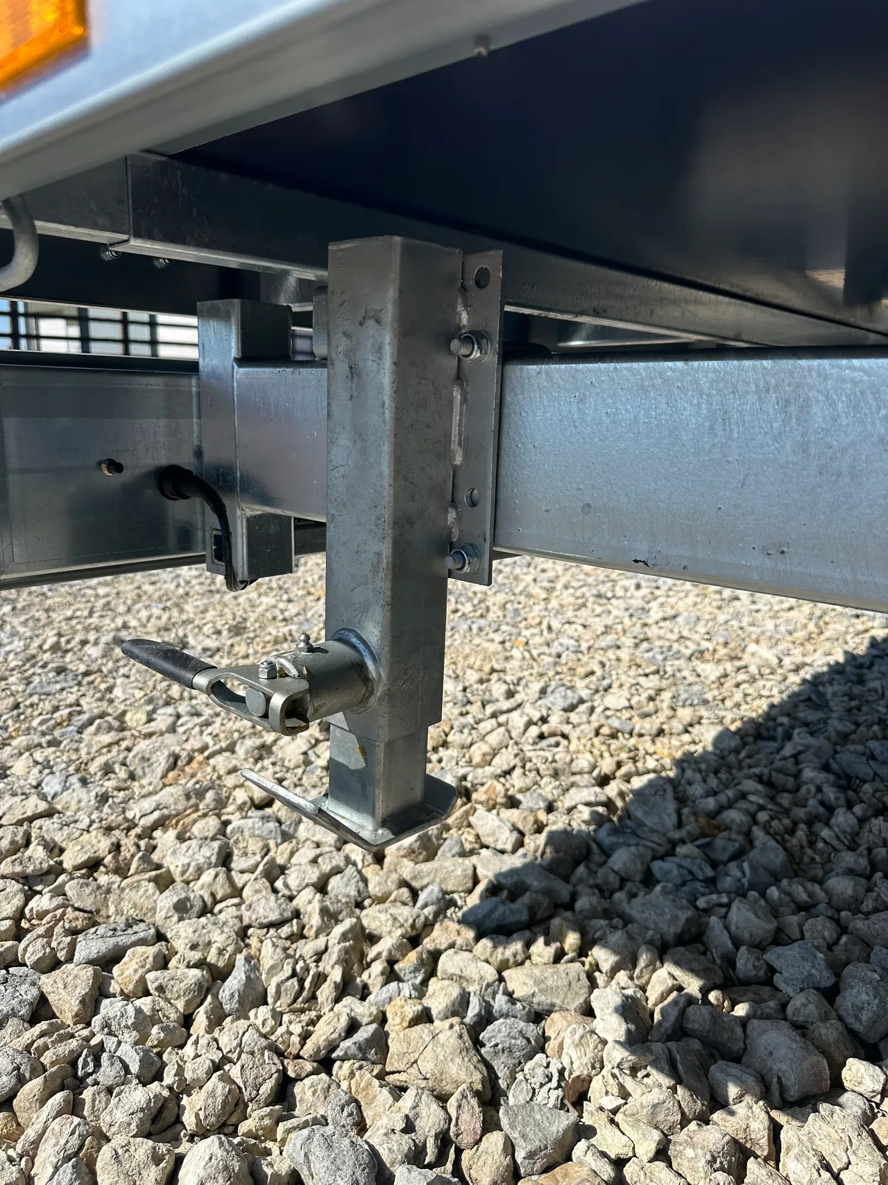 4.26m Flat Bed - image 3
