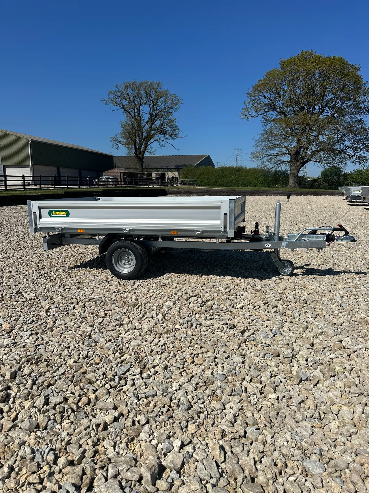 2.5m Compact Tipper - image 3