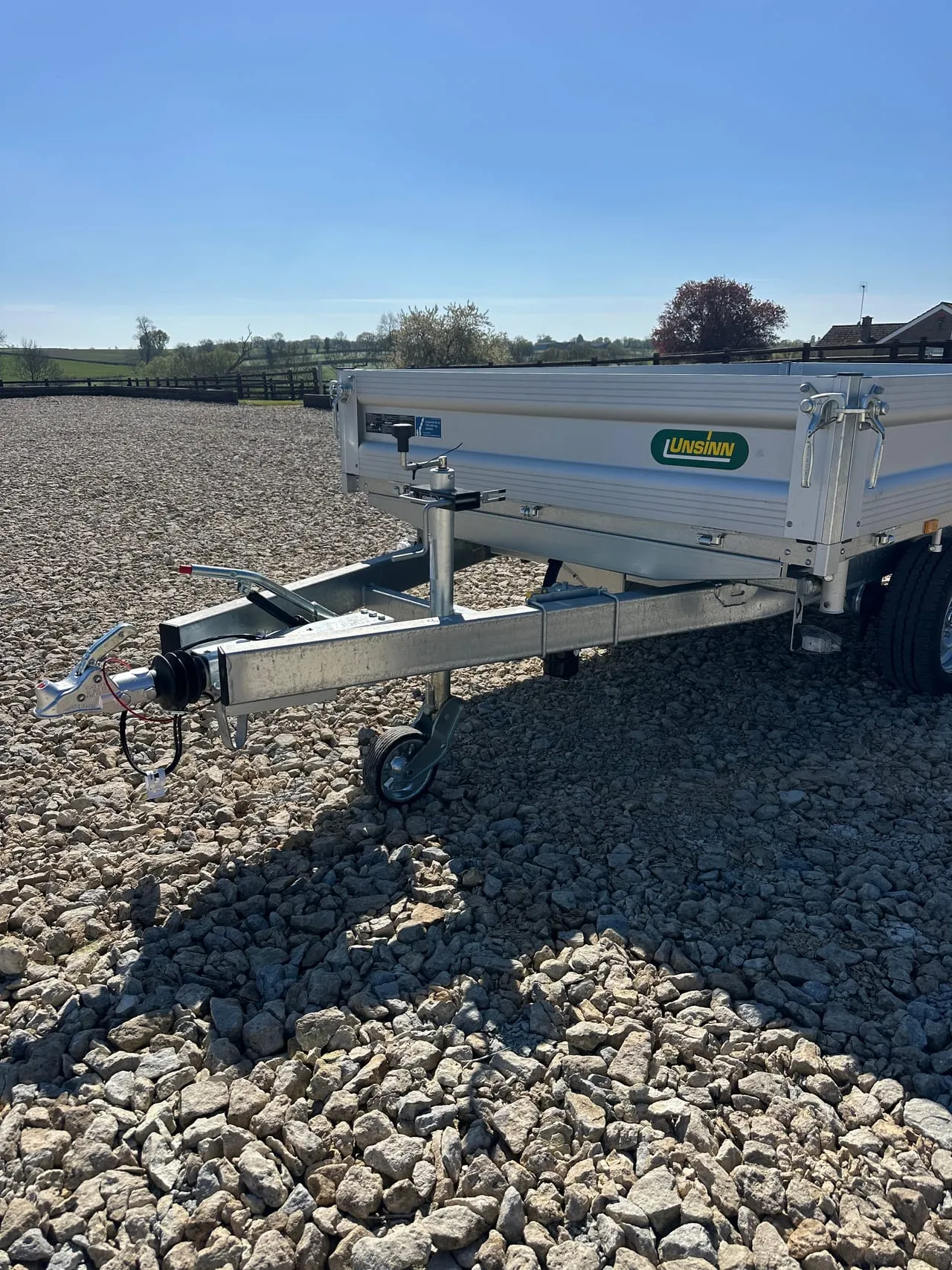 3.0m 3-Way Tipper - UNSINN